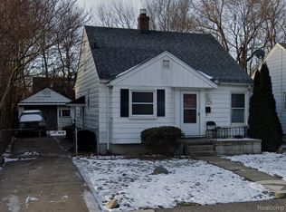 19170 McCormick St, Grosse Pointe, MI 48224