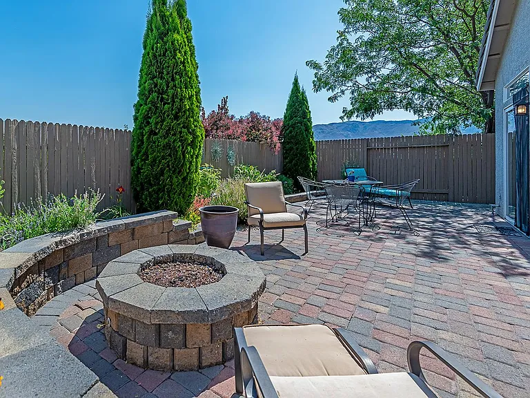 1691 Iron Mountain Dr — Photo 9