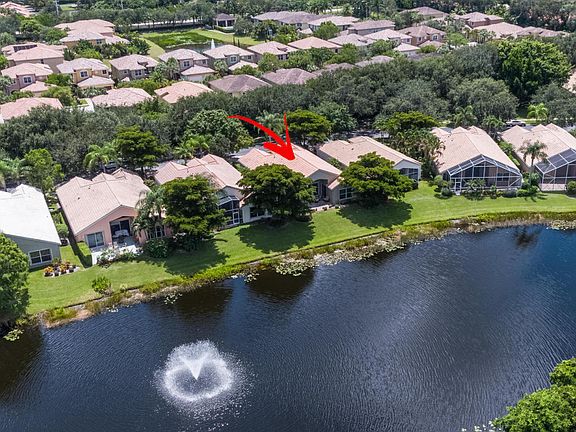 2nd image of 10129 Diamond Lake Dr