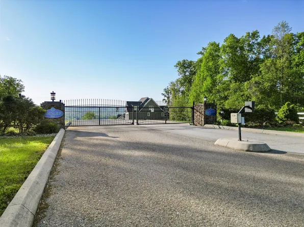 50 Espalier Dr, Decatur, TN 37322