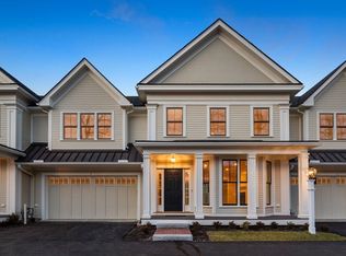 156 State St #2, Newburyport, MA 01950