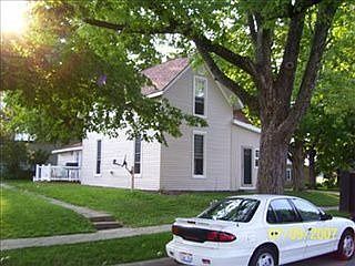 2nd image of 117 Cherry St