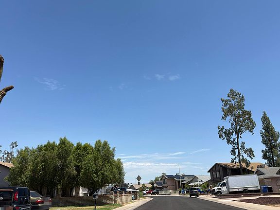 4th image of 1651 E Apollo Rd