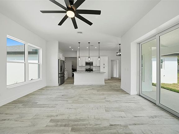 3rd image of 8846 SW Liverpool Rd