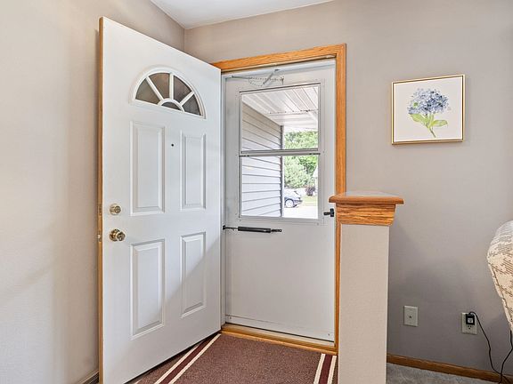 5th image of 4210 Kingsford Dr