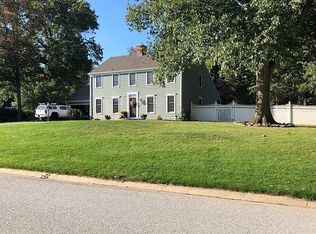 253 Brookwood Dr, York, PA 17403
