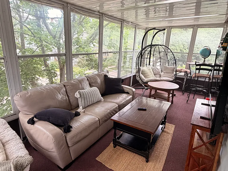 910 King St #910 — Photo 7
