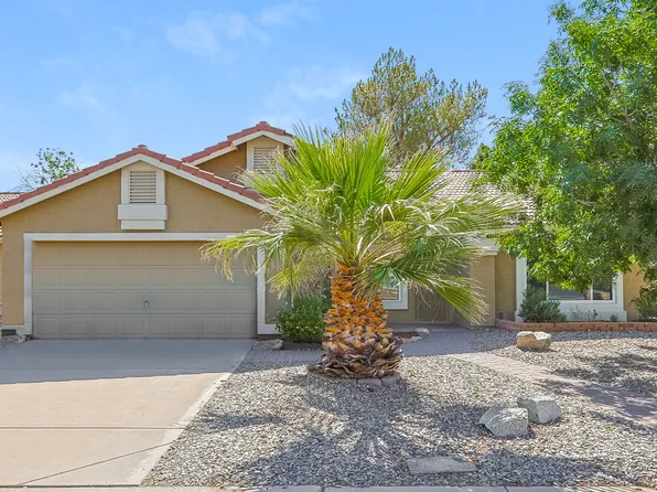 820 N Sailors Way, Gilbert, AZ 85234