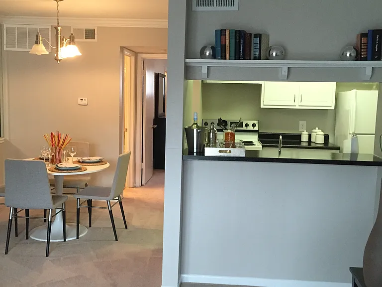 Brittany Place Apartments — Photo 7