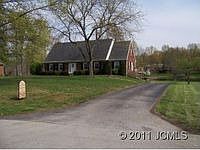 2nd image of 240 N Hereford Ln
