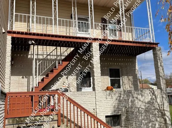 253 S Tulpehocken St #2, Pine Grove, PA 17963
