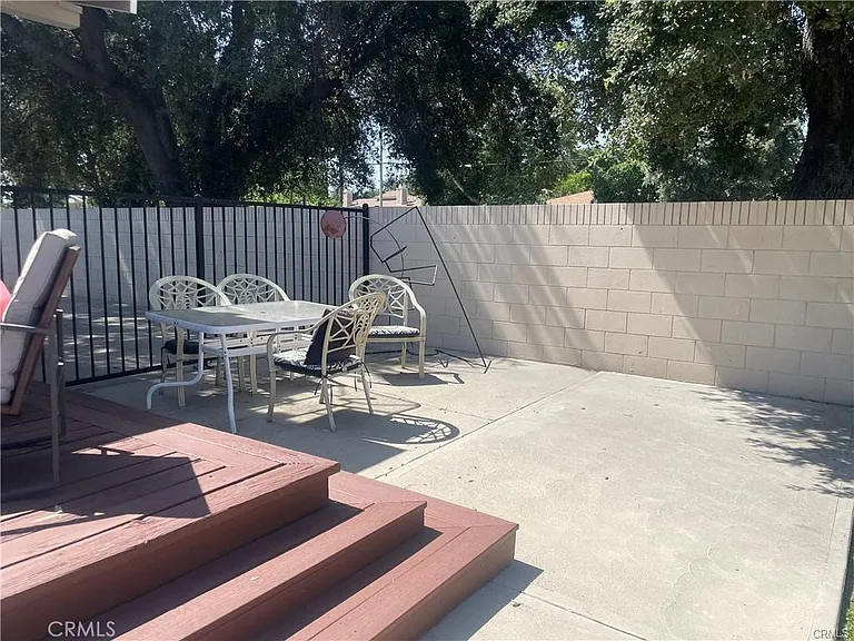 596 E Arrow Hwy — Photo 19