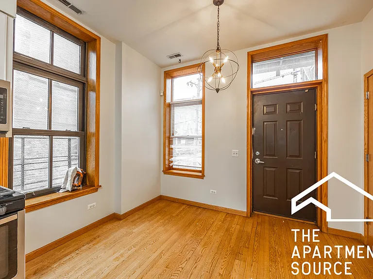 509 N Racine Ave #2N — Photo 8