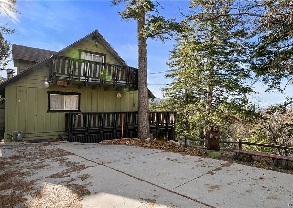 1st image of 43647 Yosemite Dr