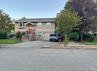 5 Gothic Dr, Novato, CA 94947