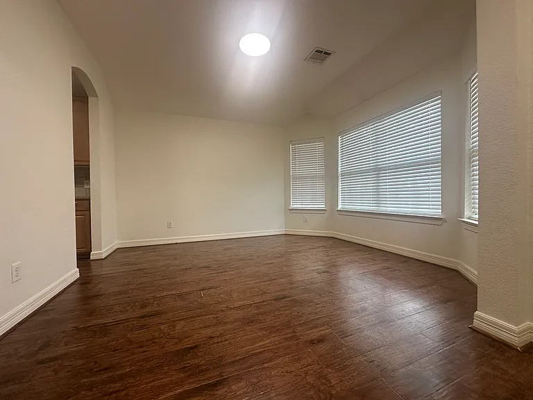 4717 Worchester Ln — Photo 25