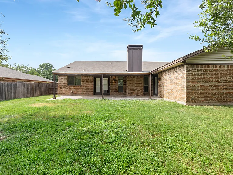 6728 Fair Meadows Dr — Photo 16