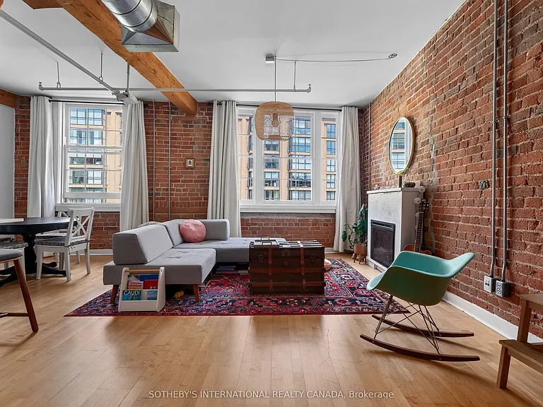 81A Front St E #311 — Photo 3