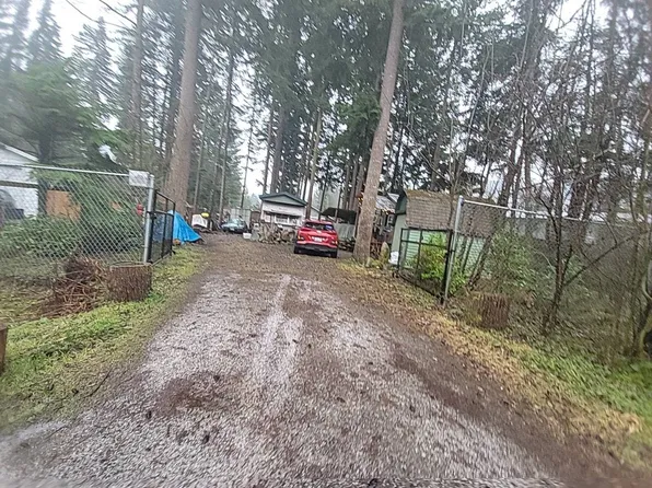 6277 Spruce Ct, Maple Falls, WA 98266