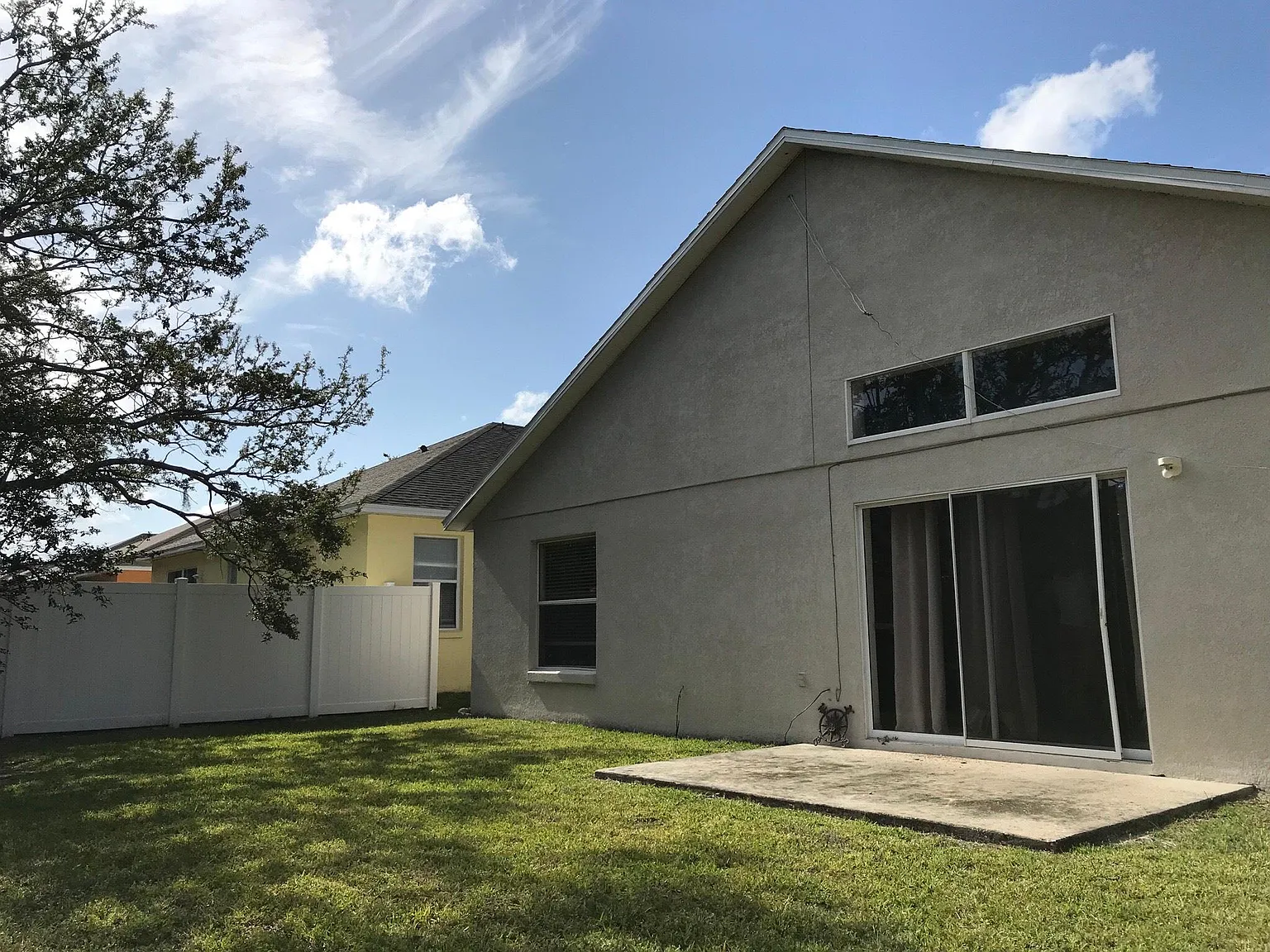 4 bed, 1907 sqft, $2,500 — Photo 3