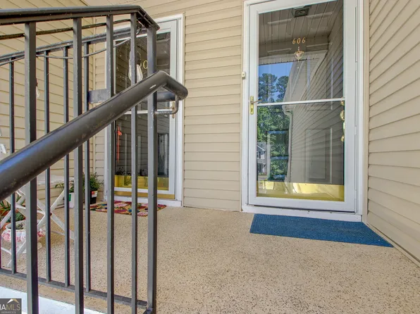 606 Ridgelake Dr, Peachtree City, GA 30269