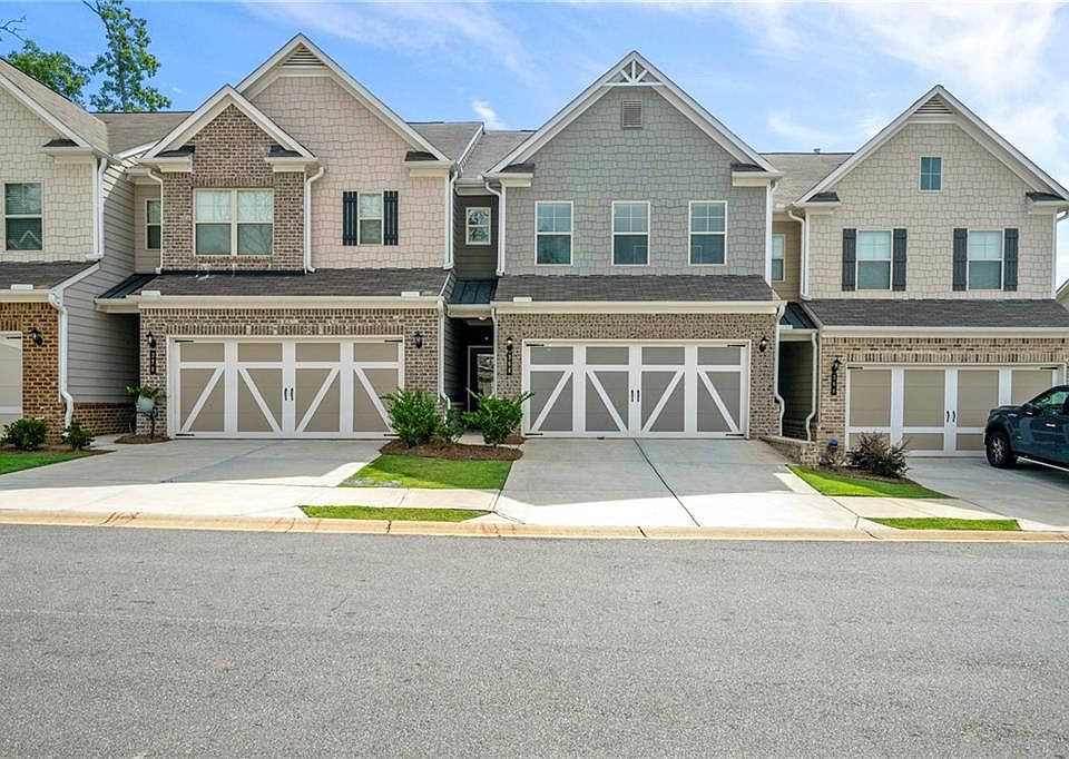 1st image of 368 Cherryhill Ln