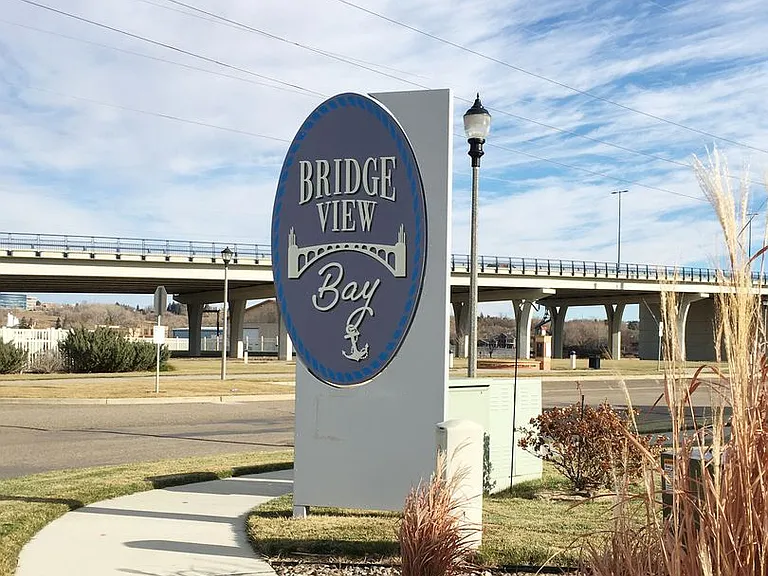 Bridgeview Bay Condos — Photo 32