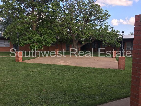 2nd image of 1221 West St #9