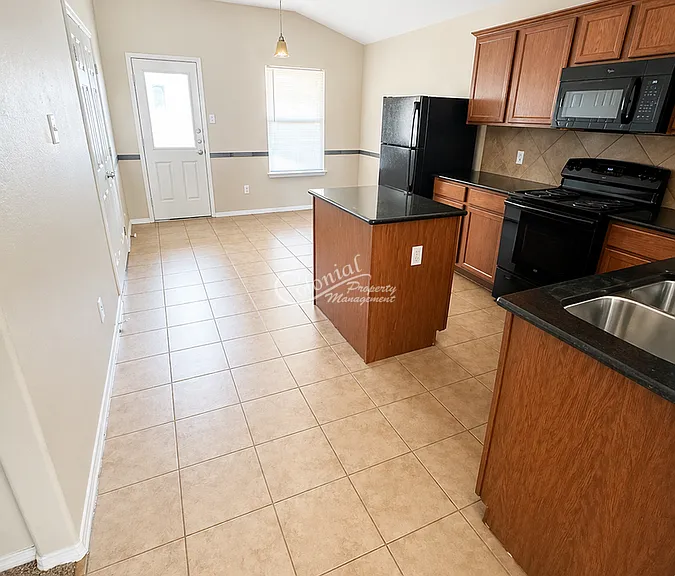 10008 Smock Mill Ln — Photo 3