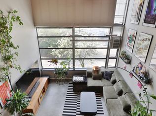 1850 Lorne St #203, Vancouver, BC