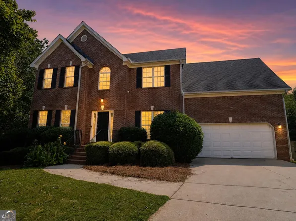 2740 Lake Commons Ct, Snellville, GA 30078