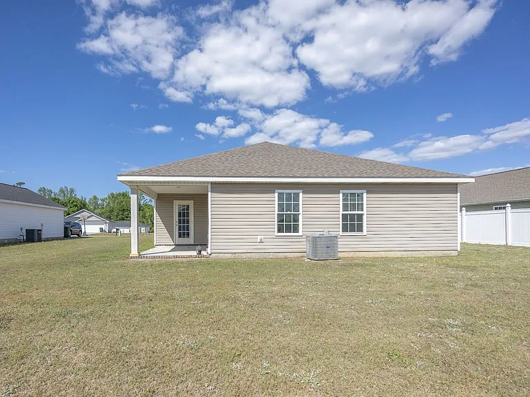 7020 White Pine Ave — Photo 13