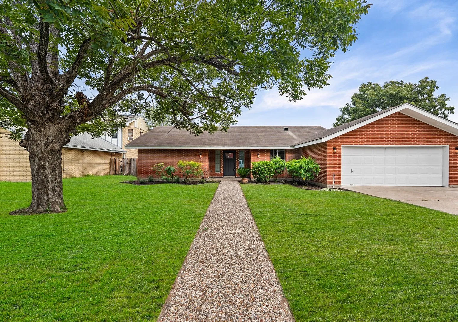 Spacious & Remodeled 3-Bedroom Home for Rent in Central McAllen! — Photo 1