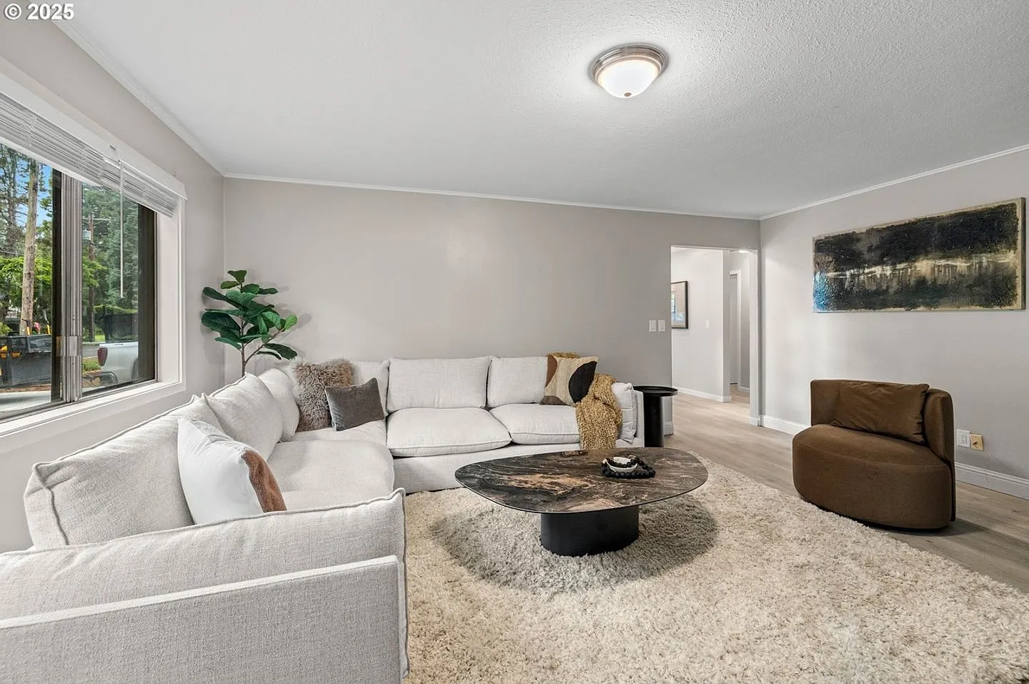 Updated Renovations 3bd 2ba 1,050sq Ft In Lake Oswego — Photo 4