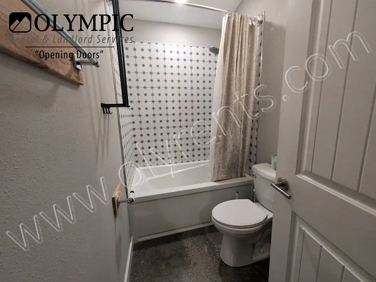 1500 lake park1_08032026