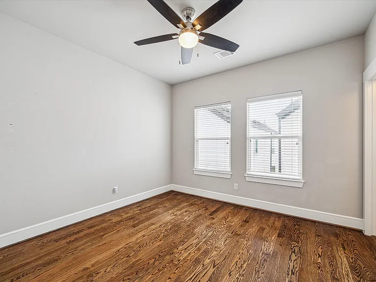 880 Wakefield Dr #C — Photo 7