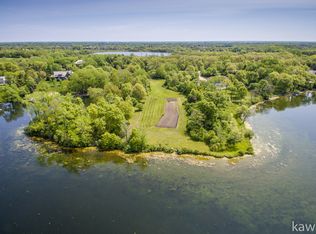 26830 N Countryside Lake Dr, Mundelein, IL