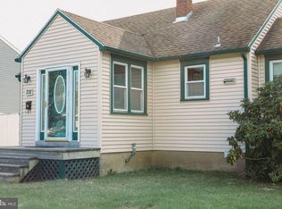 708 1st Ave, Croydon, PA 19021