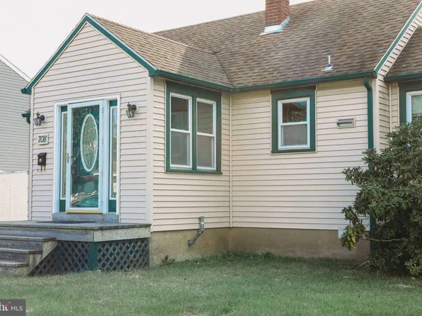 708 1st Ave, Croydon, PA 19021