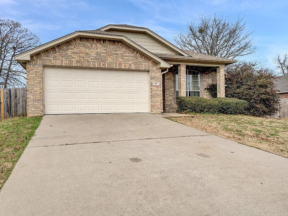 386 Molly Ln, Lindale, TX 75771 | Zillow