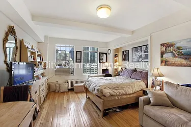 Rented by City Connections Realty