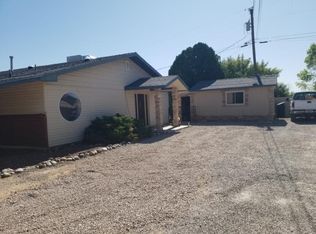 250 E Silverwood Ln, Benson, AZ 85602