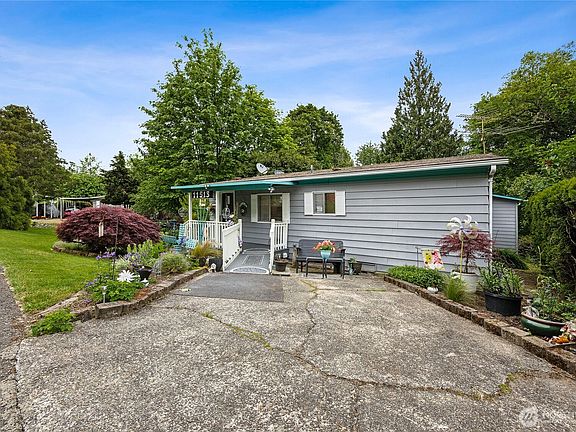2nd image of 11513 155th Avenue SE