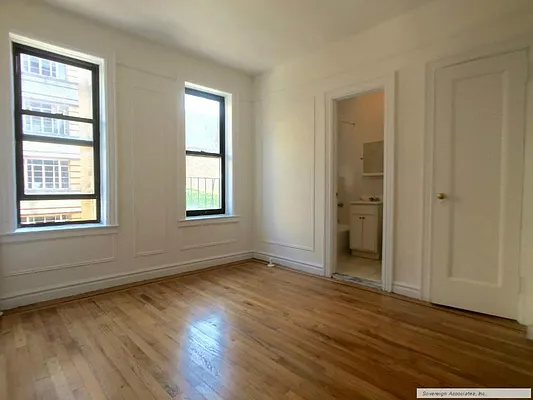 Rented by Sovereign Associates | media 18