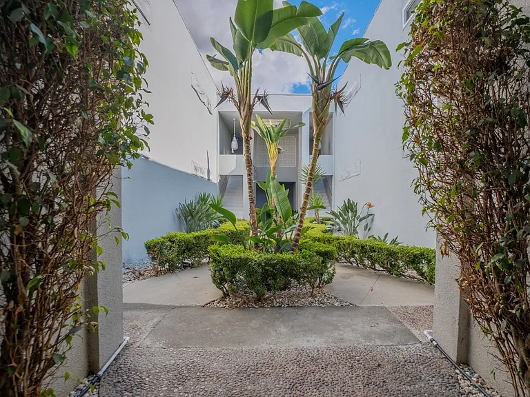 432 S Sierra Madre Blvd #1 — Photo 6