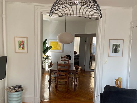 3rd image of 234 6th Ave APT 4