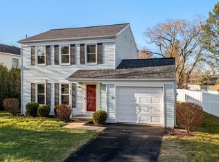 438 Danbury Dr, Lititz, PA 17543