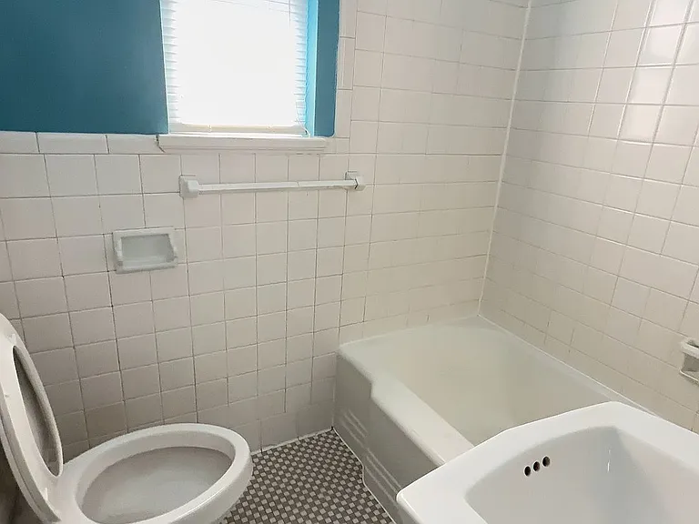 206 Laurens St #J2 — Photo 5