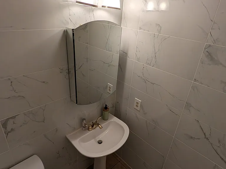 3216 Meadowview Dr — Photo 10