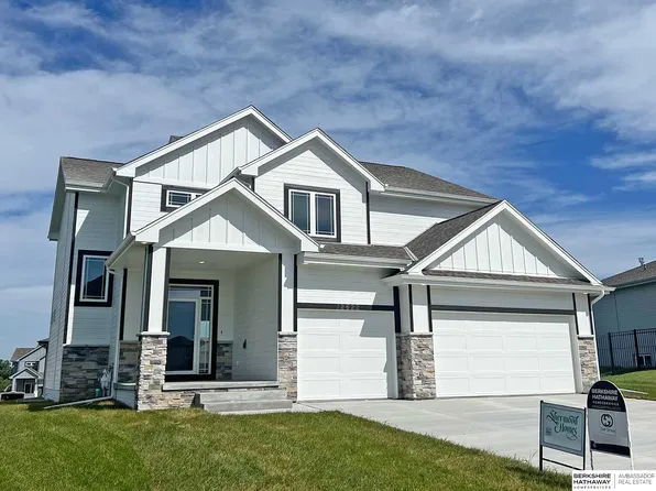 12622 Schirra St, Omaha, NE 68138